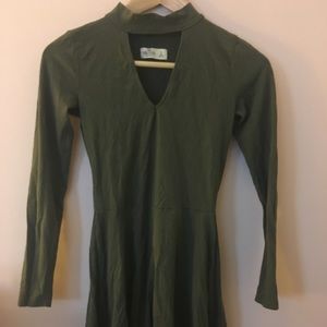 Hollister Hunter Green Dress w/ Front Keyhole